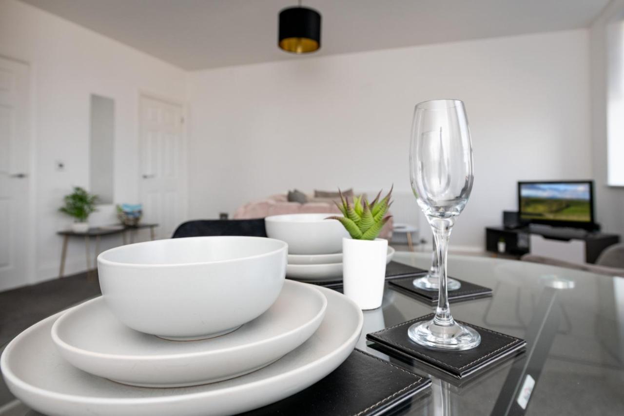 The Croston Balcony Apartment- Morecambe Central Promenade, Beach Front And Sea Views Экстерьер фото